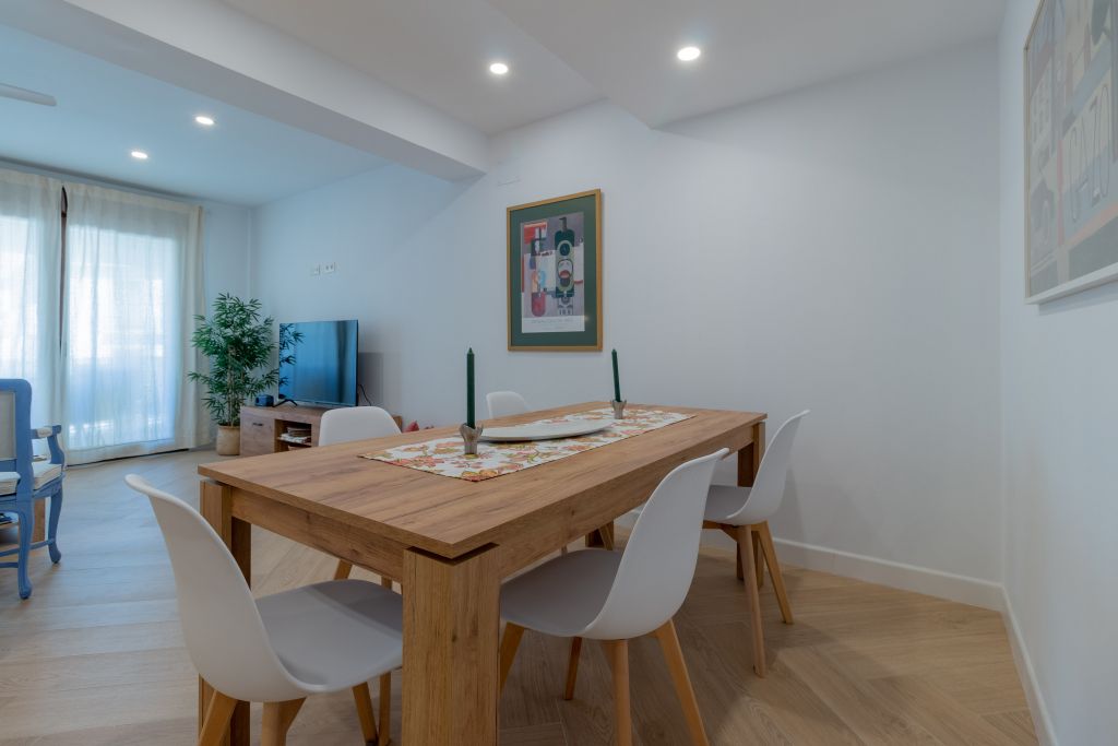 piso reformado inversion turistica plaza de pineda cordoba centro casco historico